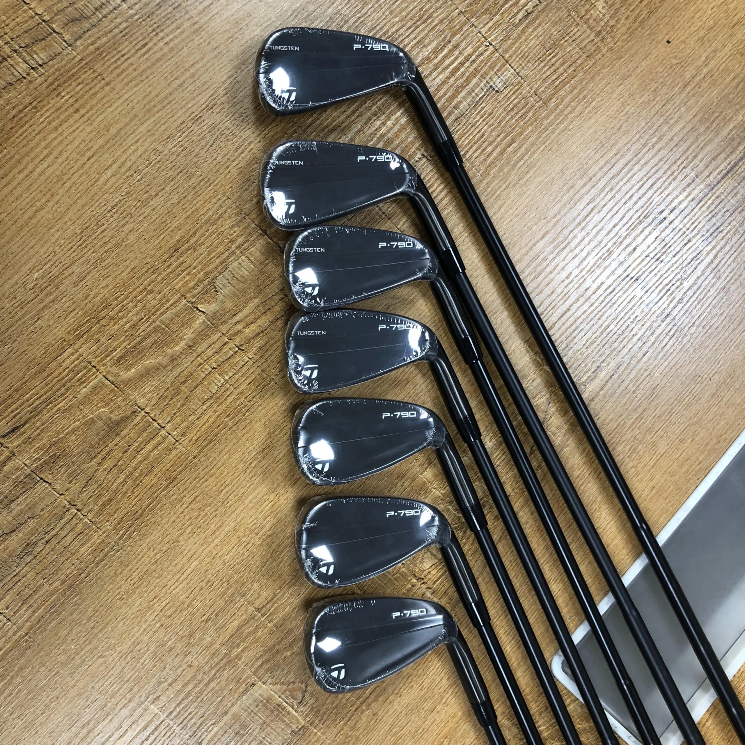 TAYLORMADE P790 IRON 4-PW BLACK 2023 - Image 7